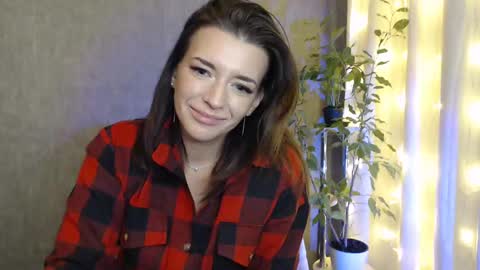 Elina online show from 12/31/24, 03:01