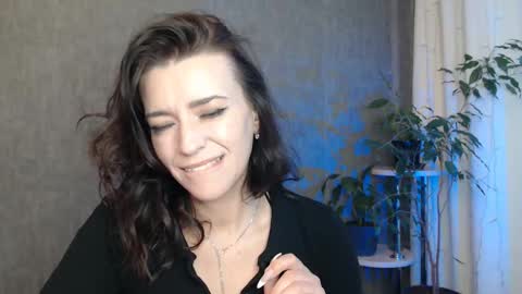 Elina online show from 05/27/26, 01:57