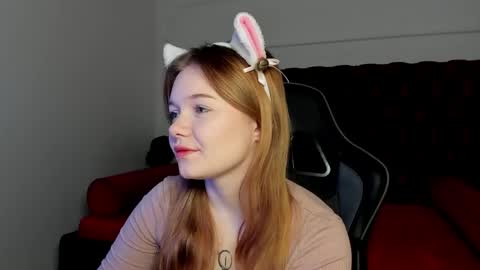 elinavale online show from 04/20/26, 05:10