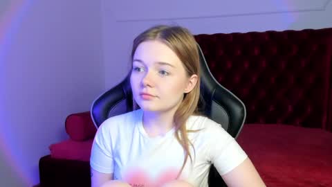 elinavale online show from 05/25/26, 05:30