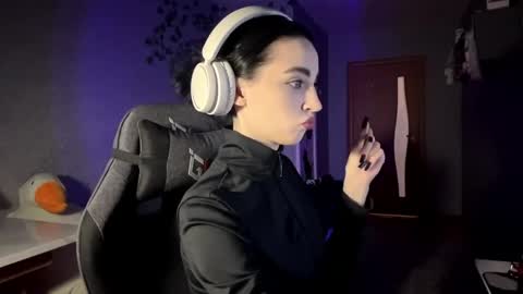 Milica online show from 05/11/26, 07:14