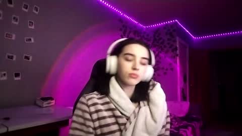 Milica online show from 06/21/26, 03:25