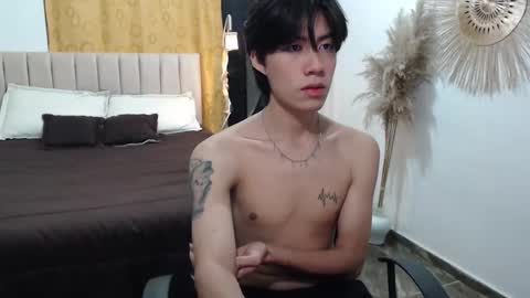 Snapshot of elio_collem chatting on 11/02/25, 08:28 ELIO online show from 11/02/25, 08:28