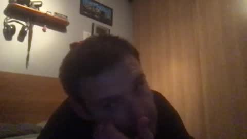 Snapshot of eliot26 chatting on 12/02/24, 07:05 e26 online show from 12/02/24, 07:05
