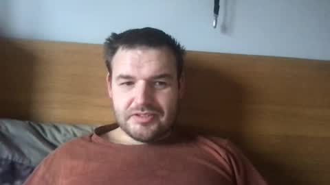 Snapshot of eliot26 chatting on 12/24/24, 11:38 e26 online show from 12/24/24, 11:38