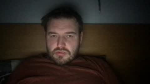 Snapshot of eliot26 chatting on 01/12/25, 09:19 e26 online show from 01/12/25, 09:19