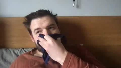 Snapshot of eliot26 chatting on 01/23/25, 10:32 e26 online show from 01/23/25, 10:32