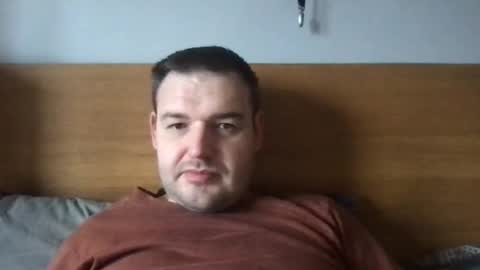 Snapshot of eliot26 chatting on 02/15/25, 10:22 e26 online show from 02/15/25, 10:22