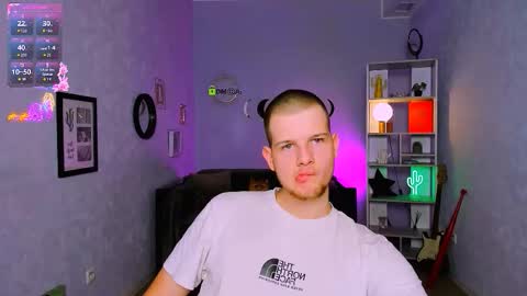 Snapshot of eliot_meow chatting on 09/20/25, 04:19 eliot_meow online show from 09/20/25, 04:19