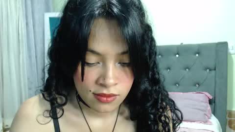 Snapshot of elisa_diaz_14 chatting on 01/30/25, 01:33 Elisa Diaz online show from 01/30/25, 01:33