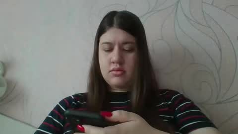 Snapshot of elisa_kollin chatting on 01/04/25, 07:45 Aletta Oushen online show from 01/04/25, 07:45