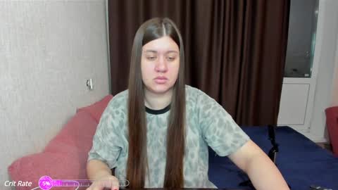 Snapshot of elisa_kollin chatting on 01/07/25, 11:05 Aletta Oushen online show from 01/07/25, 11:05