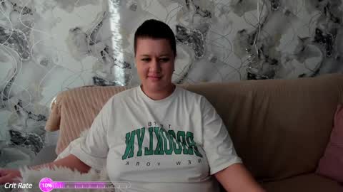 Snapshot of elisa_kollin chatting on 02/05/25, 10:51 Aletta Oushen online show from 02/05/25, 10:51
