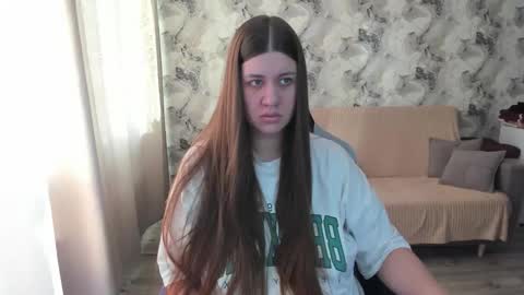 Snapshot of elisa_kollin chatting on 10/20/25, 10:05 Aletta Oushen online show from 10/20/25, 10:05