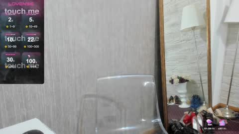 Snapshot of elisabaxter chatting on 01/09/25, 08:45 Maria online show from 01/09/25, 08:45