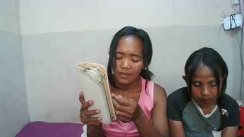 elisabet88 online show from 11/18/25, 12:42