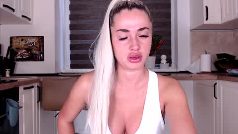 elisabeth_jason online show from 01/27/25, 06:41