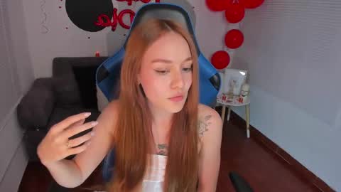 elisabeth sarmiento online show from 02/14/25, 11:31