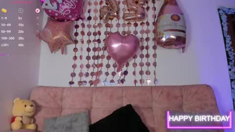 Snapshot of elisabeth_secret chatting on 09/27/25, 01:16 online show from 09/27/25, 01:16