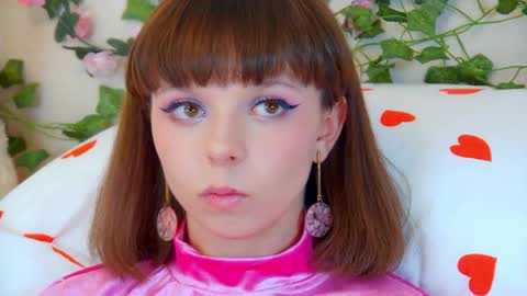 ElisabethDavis online show from 04/18/26, 07:58