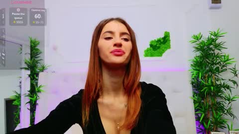 ElisaCharm online show from 11/20/25, 05:18