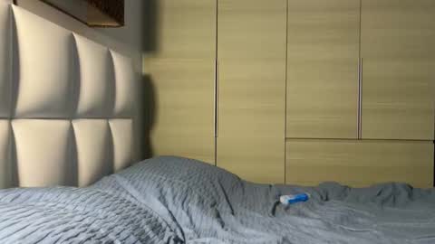 elisadikotti online show from 04/13/26, 01:22