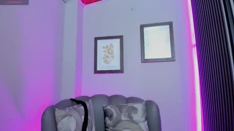 Elisa Sue online show from 02/25/26, 04:33