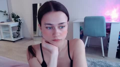 Elis online show from 02/20/26, 06:37