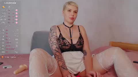 Snapshot of elise_day chatting on 06/27/26, 03:39 elise_day online show from 06/27/26, 03:39