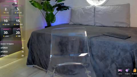 Snapshot of elise_diamond chatting on 01/11/25, 04:06 Elise diamond online show from 01/11/25, 04:06