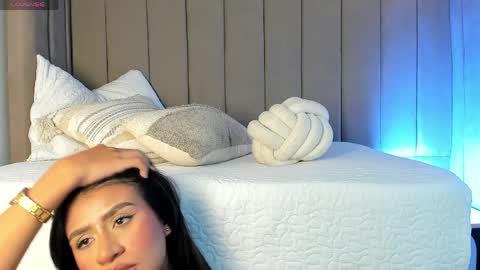 Elise diamond online show from 04/11/26, 01:54