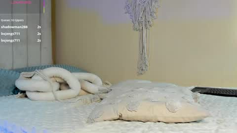 Elise diamond online show from 04/23/26, 04:03