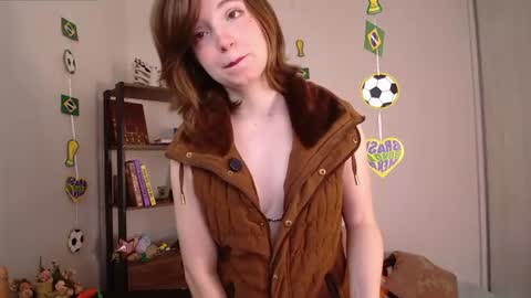 elise_nyx online show from 06/26/26, 01:04