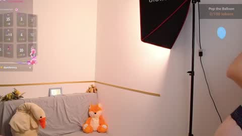 elise_nyx online show from 07/23/26, 08:18
