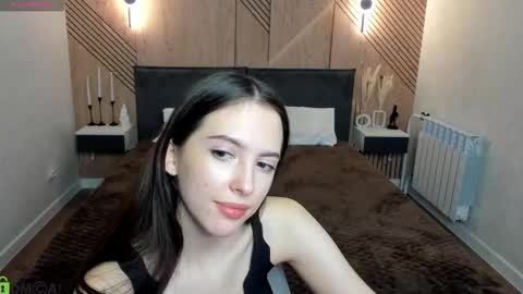 Elise online show from 03/13/26, 01:23