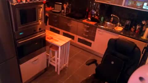 Barbie online show from 11/30/25, 07:51