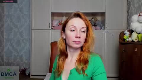 Elise online show from 02/19/25, 06:22