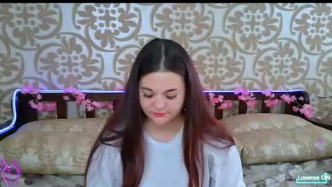 elisesmuse online show from 07/09/26, 12:09