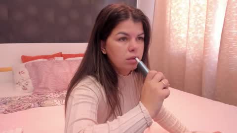 Elly online show from 10/22/25, 08:25