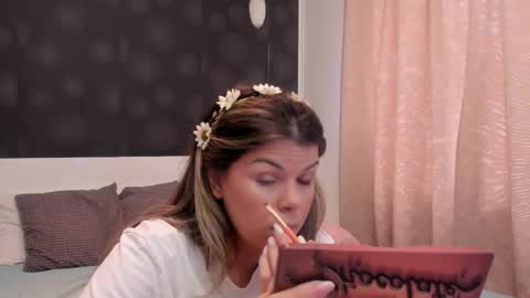 Elly online show from 12/05/25, 08:45