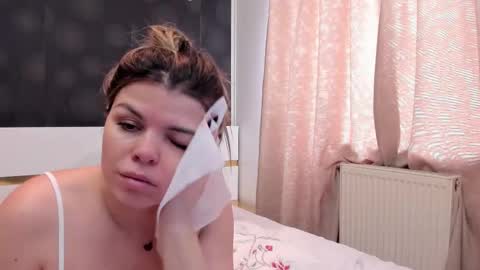 Elly online show from 03/20/26, 09:36