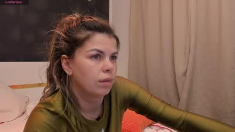 Elly online show from 04/23/26, 08:33