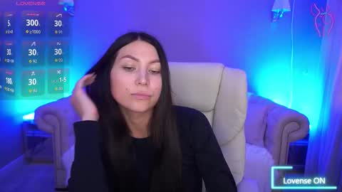 elisevelour online show from 10/17/25, 01:57