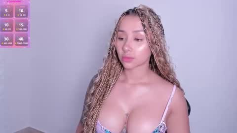 Elissa online show from 03/08/25, 01:50