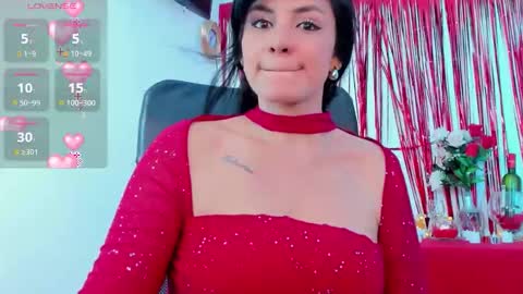 Snapshot of elissa_iris chatting on 02/15/26, 01:13 E L I S S A online show from 02/15/26, 01:13