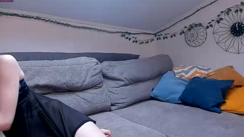 Snapshot of eliteeros chatting on 06/21/26, 01:13 EliteEros online show from 06/21/26, 01:13