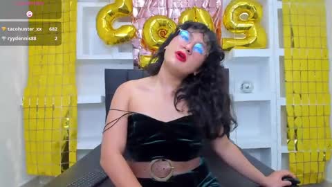 elith_berry69_ online show from 01/27/25, 12:33