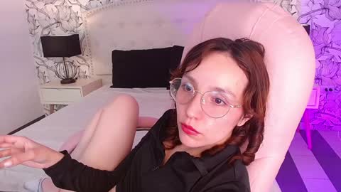 Eliza online show from 01/14/25, 07:43