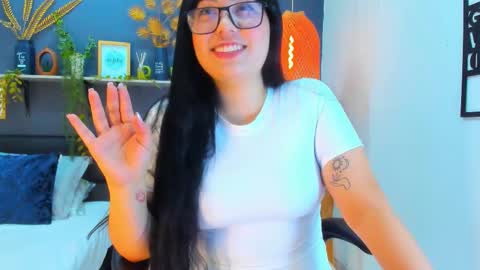 eliza_pink24 online show from 02/09/26, 09:52