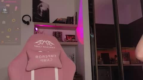 Elizabeth online show from 02/13/26, 03:19